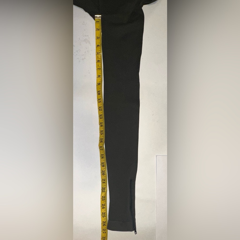 Spanx Seamless Side Ankle Zip Leggings Dark Army Green Women's Size Medium - Picture 5 of 5